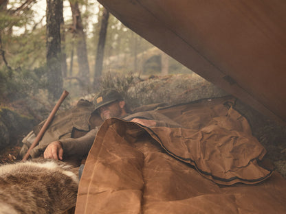Helko Werk Waxed Canvas Cowboy Bedroll – Field Tan | Made in USA